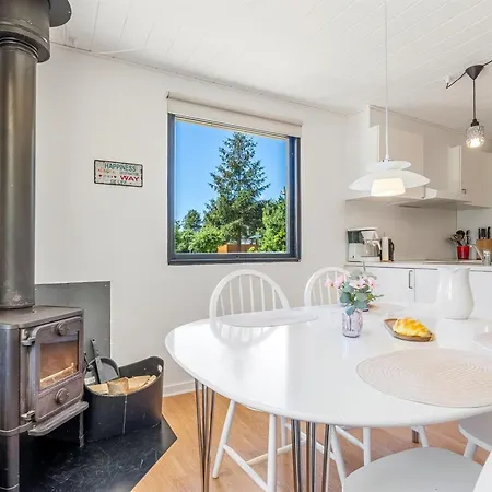 Dorit - 900m From The Sea By Interhome Bøtø By